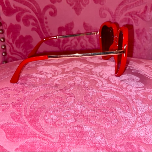 Heart Shape Sunglasses Red Frame Gold Black Lens Festival Spring Summer Love NEW - Picture 5 of 7